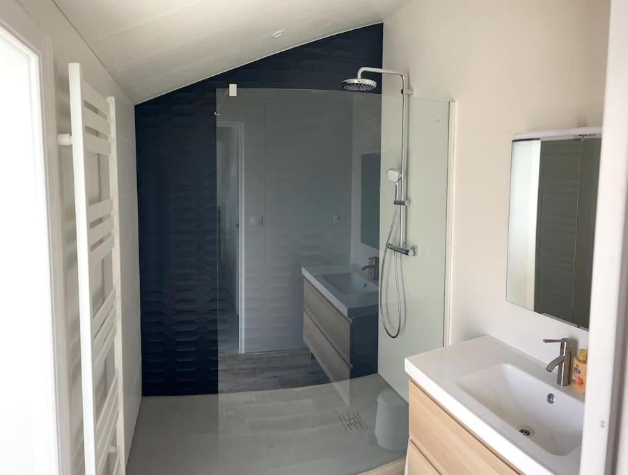 Maison Totalement Renovee 3 Chambres Au Coeur Du Village 莱扎德里约 外观 照片